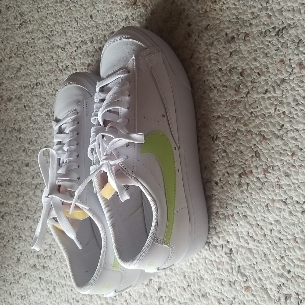 Shoes - Picture 3 of 3